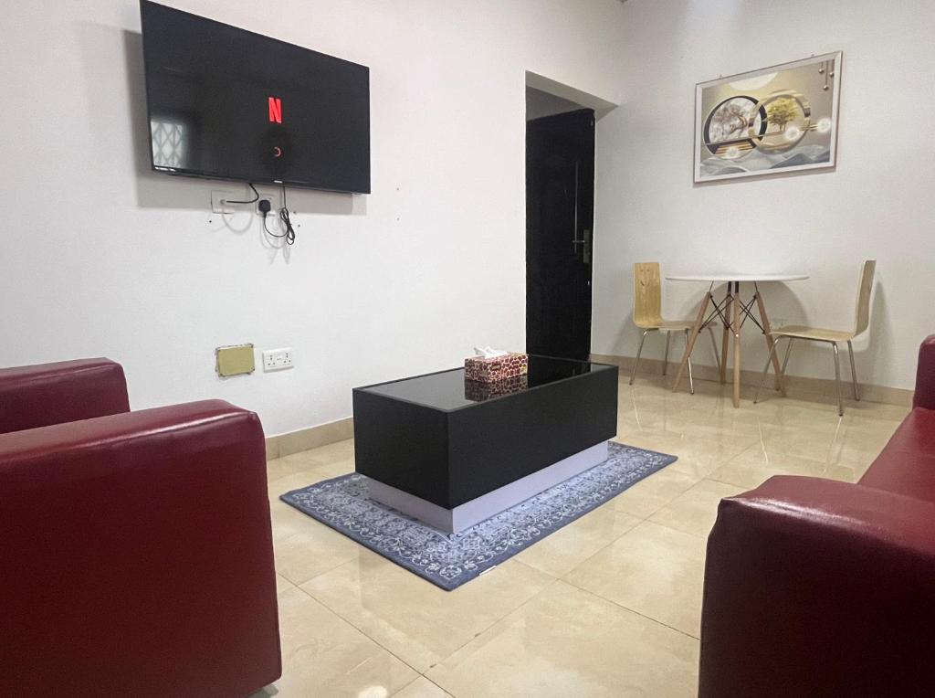 Full Apartment